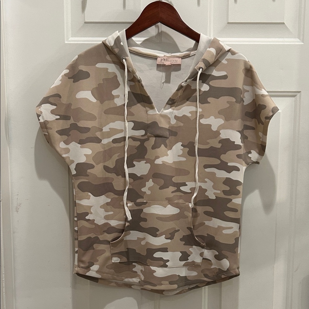 Philosophy Beige Camouflage Short Sleeve Hoodie